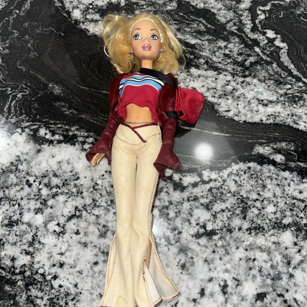 1999 Barbie My Scene Kennedy Wave 1 First Edition Doll